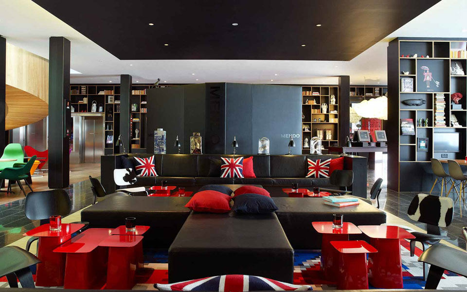 The citizenM hotel with a unique style in London - Beautiful Homes