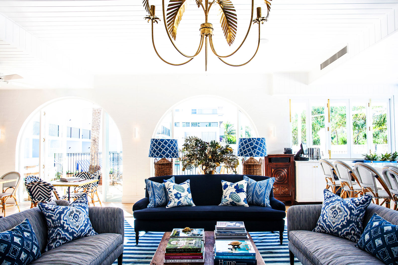 The perfect seating arrangement at the Halcyon House in Australia - Beautiful Homes