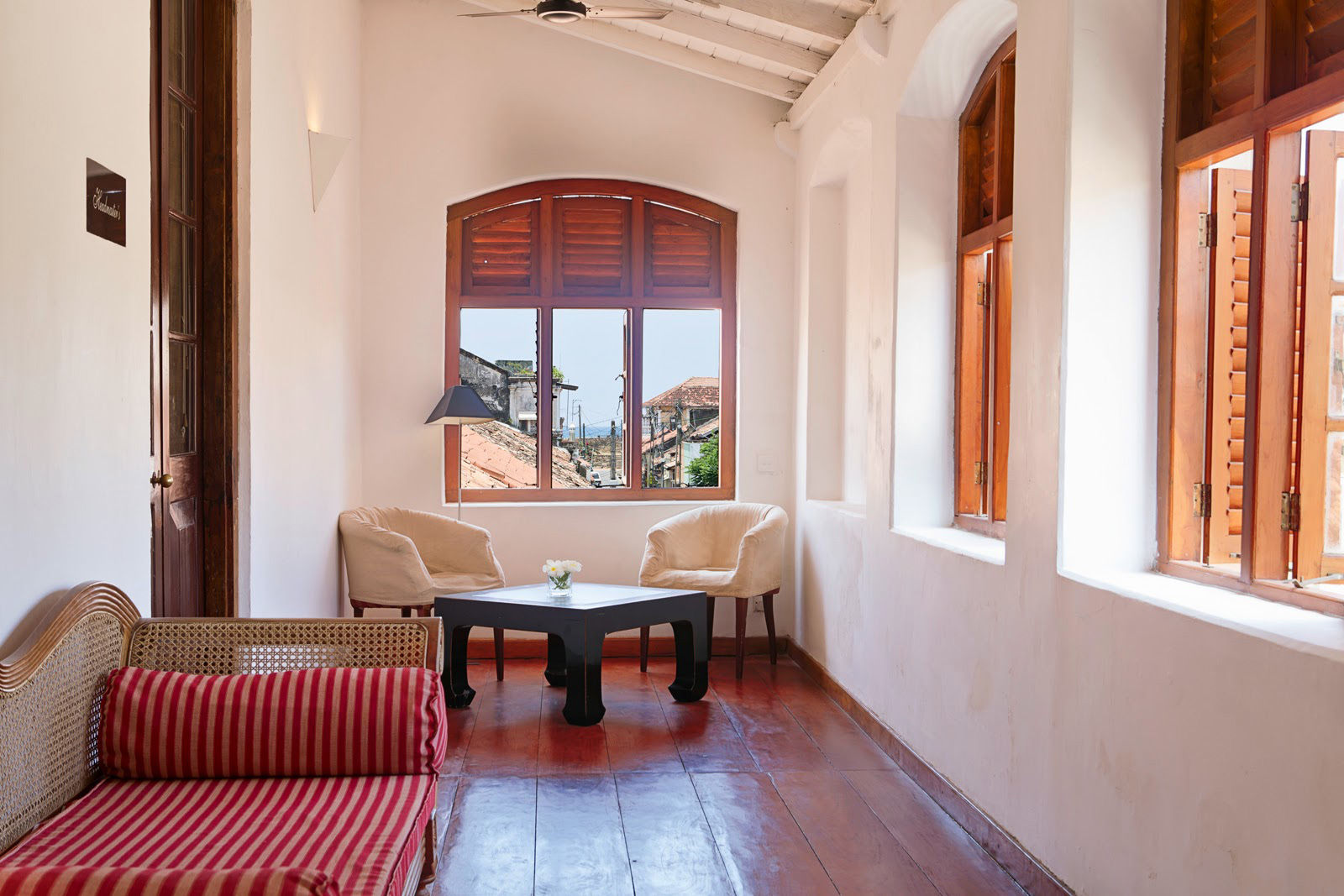 The lobby area, The Fort Printers - Beautiful Homes