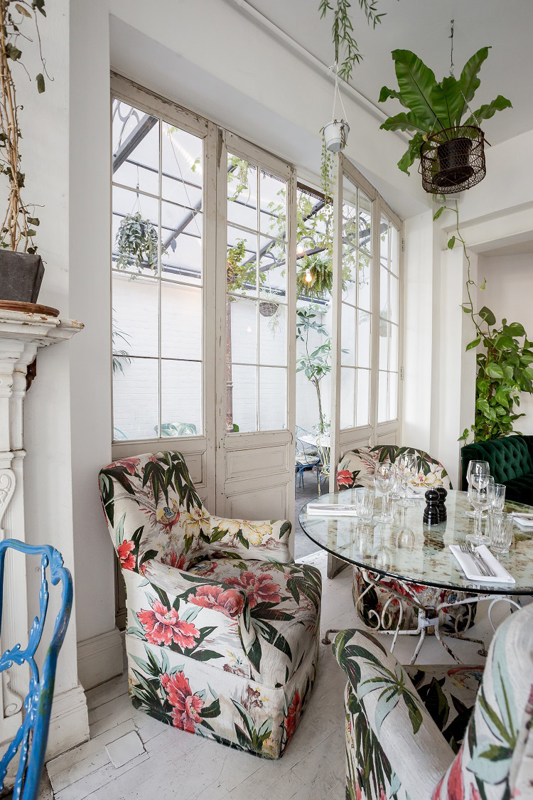 The minimal and airy The Garden Room - Beautiful Homes