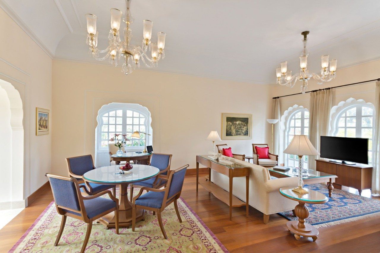 The living room of luxury suite, the Oberoi Sukhvilas Resort The living room of luxury suite, the Oberoi Sukhvilas Resort - Beautiful Homes