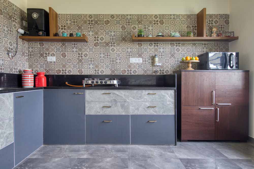 Kitchen tile combination