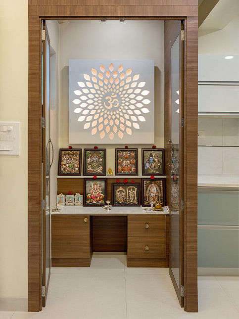 Prayer room wall décor