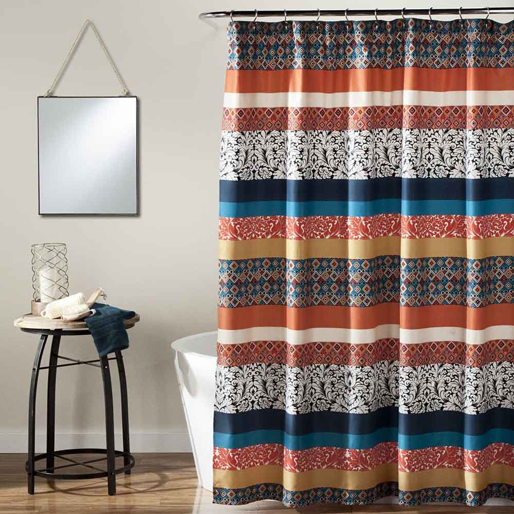 Chic bathroom curtain design that blends with bathroom décor - Beautiful Homes