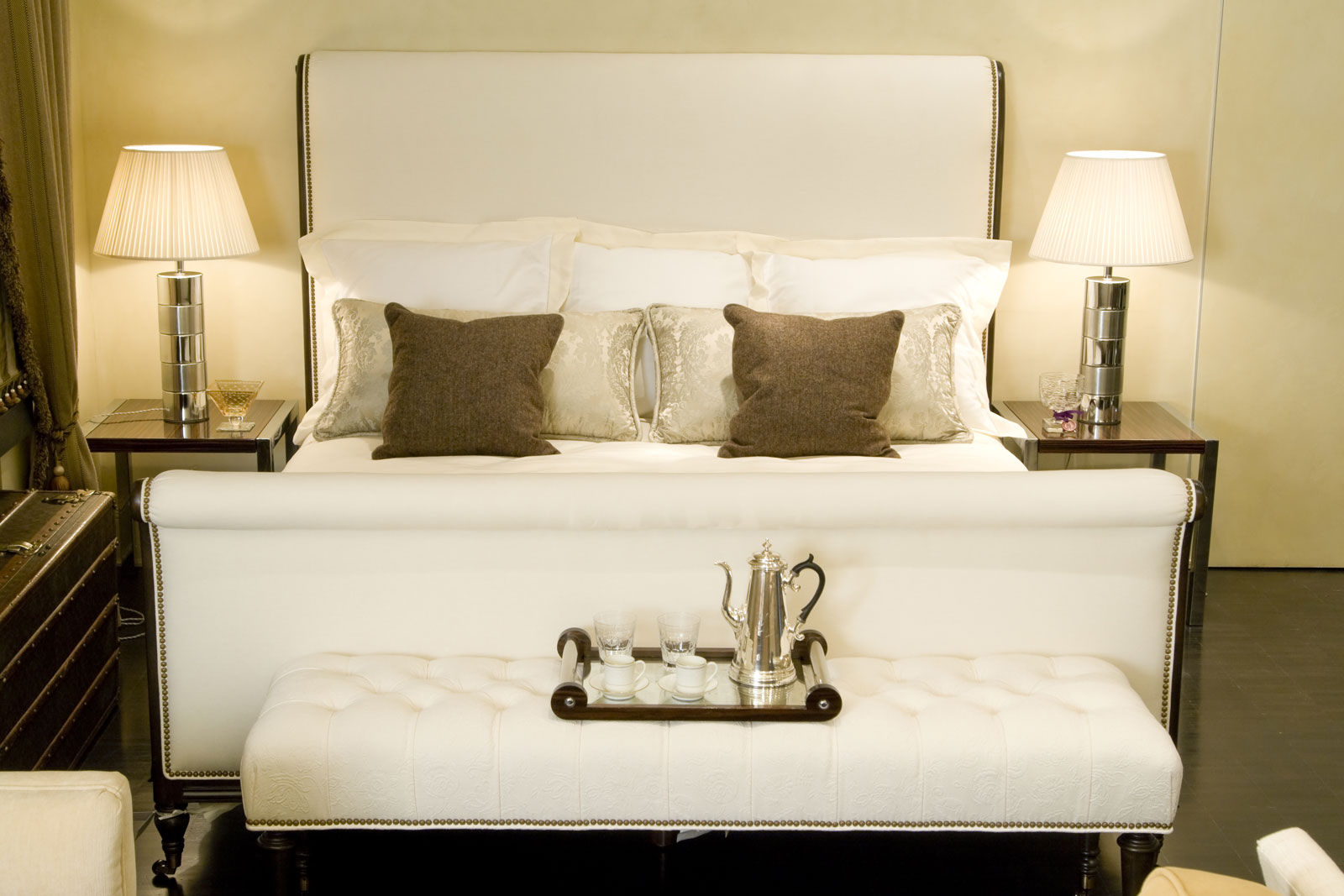 High back beds for modern bedrooms - Beautiful Homes