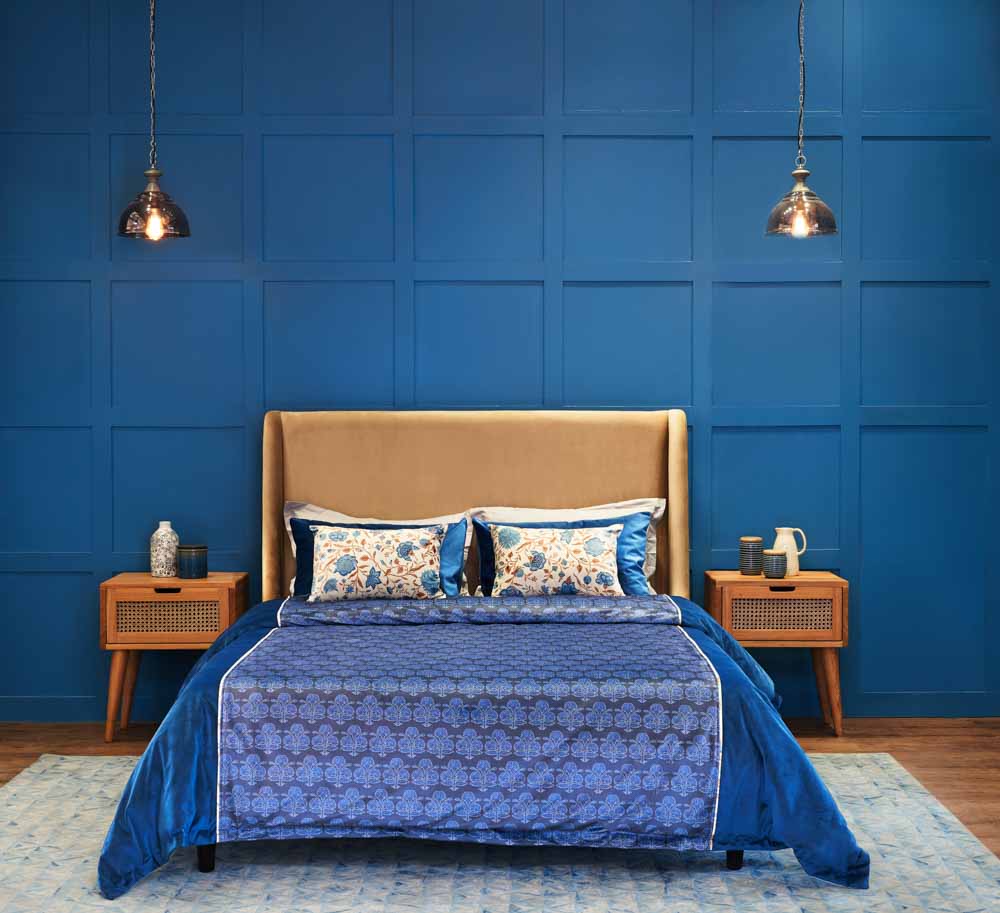 Side table & blue colour shades for your contemporary bedroom design - Beautiful Homes