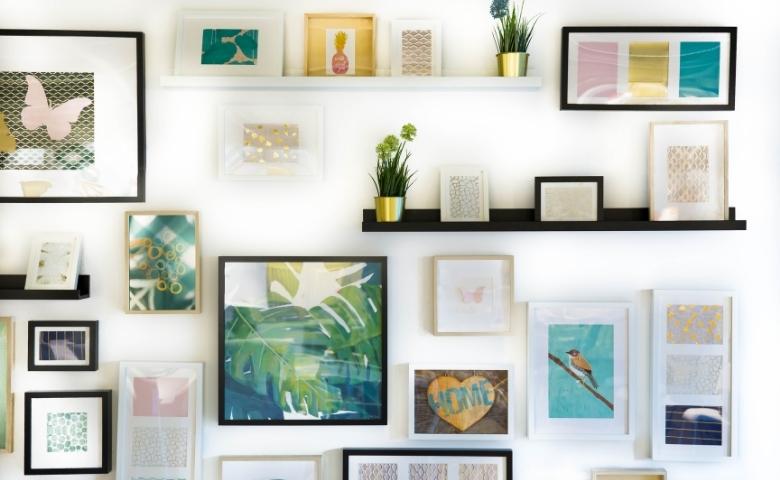 DIY bedroom wall décor with paintings & open shelves - Beautiful Homes