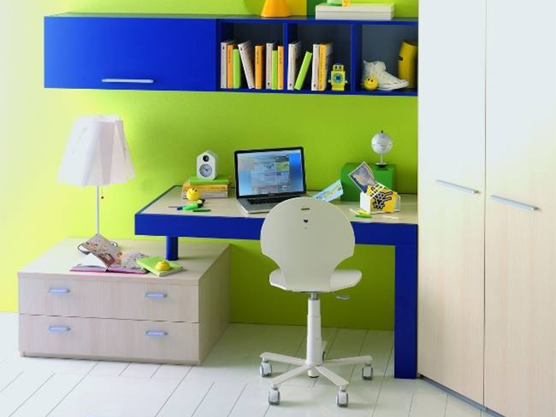 Kids study chair & table setup - Beautiful Homes