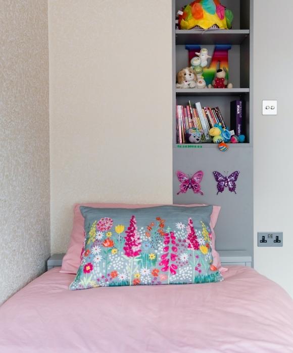Pink & White colour combination for your kids bedroom walls - Beautiful Homes