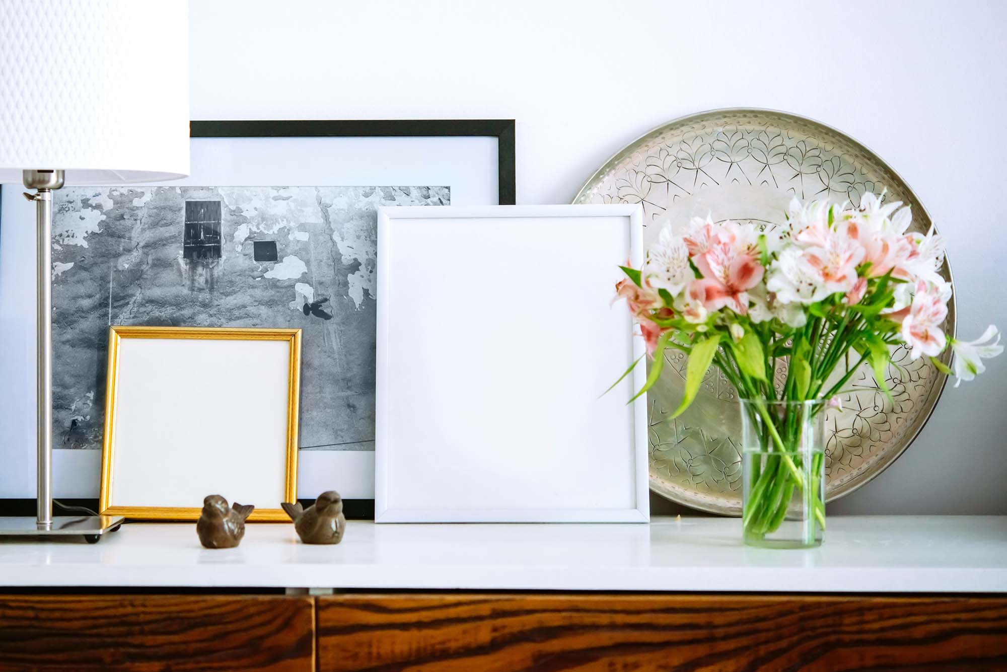 An elegantly styled console table - Beautiful Homes