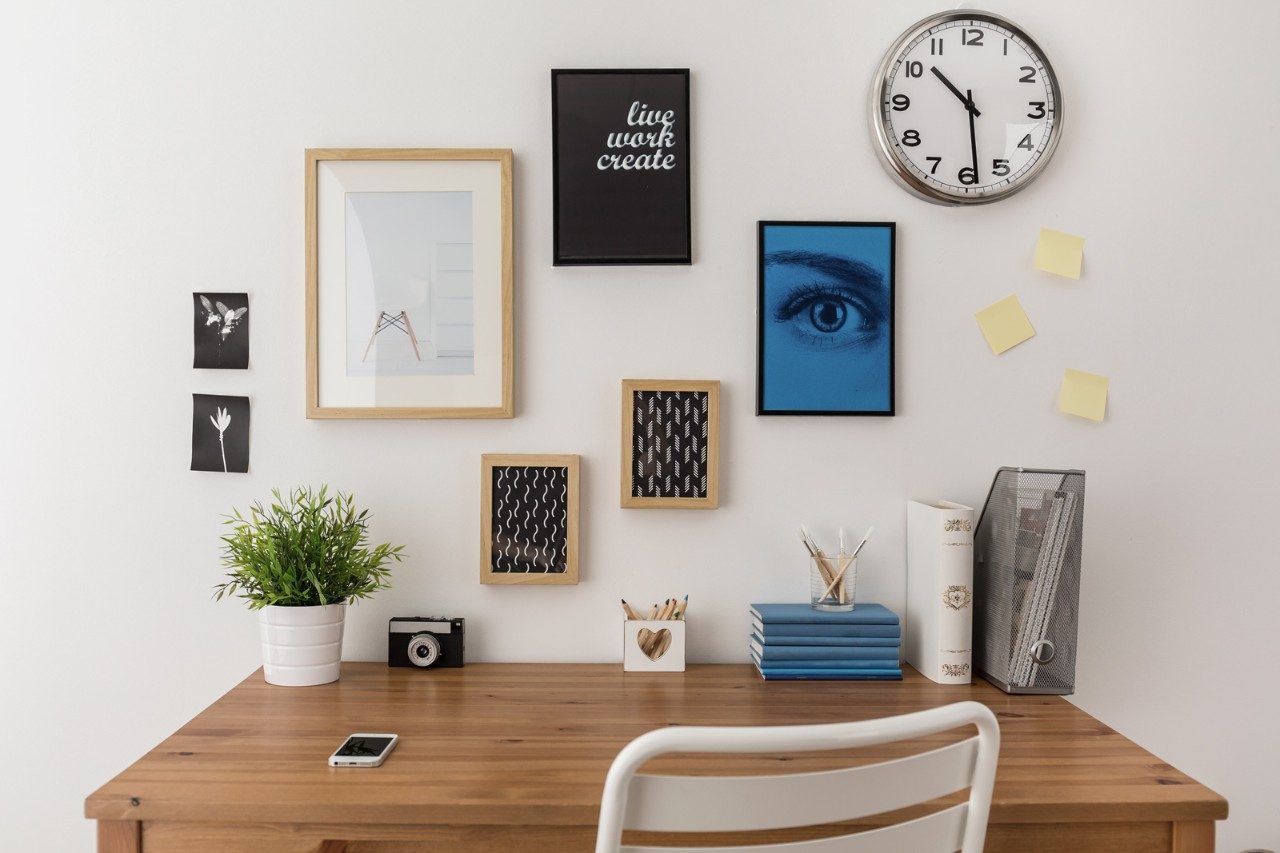 Home Office Design Ideas With Wooden Desk and Chair - Beautiful Homes