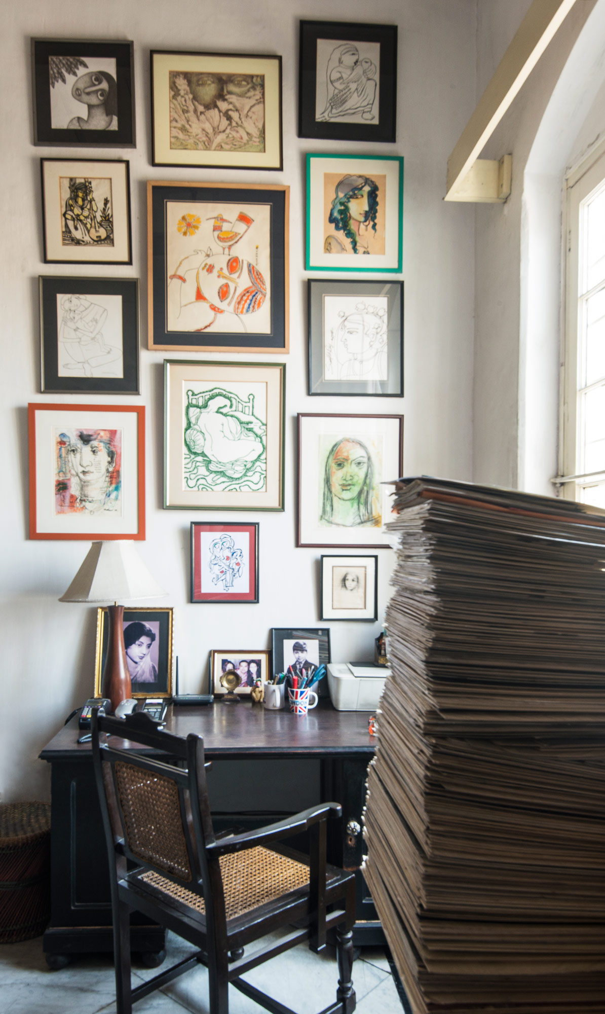 Home office design ideas with wooden table and vintage style chair - Beautiful Homes