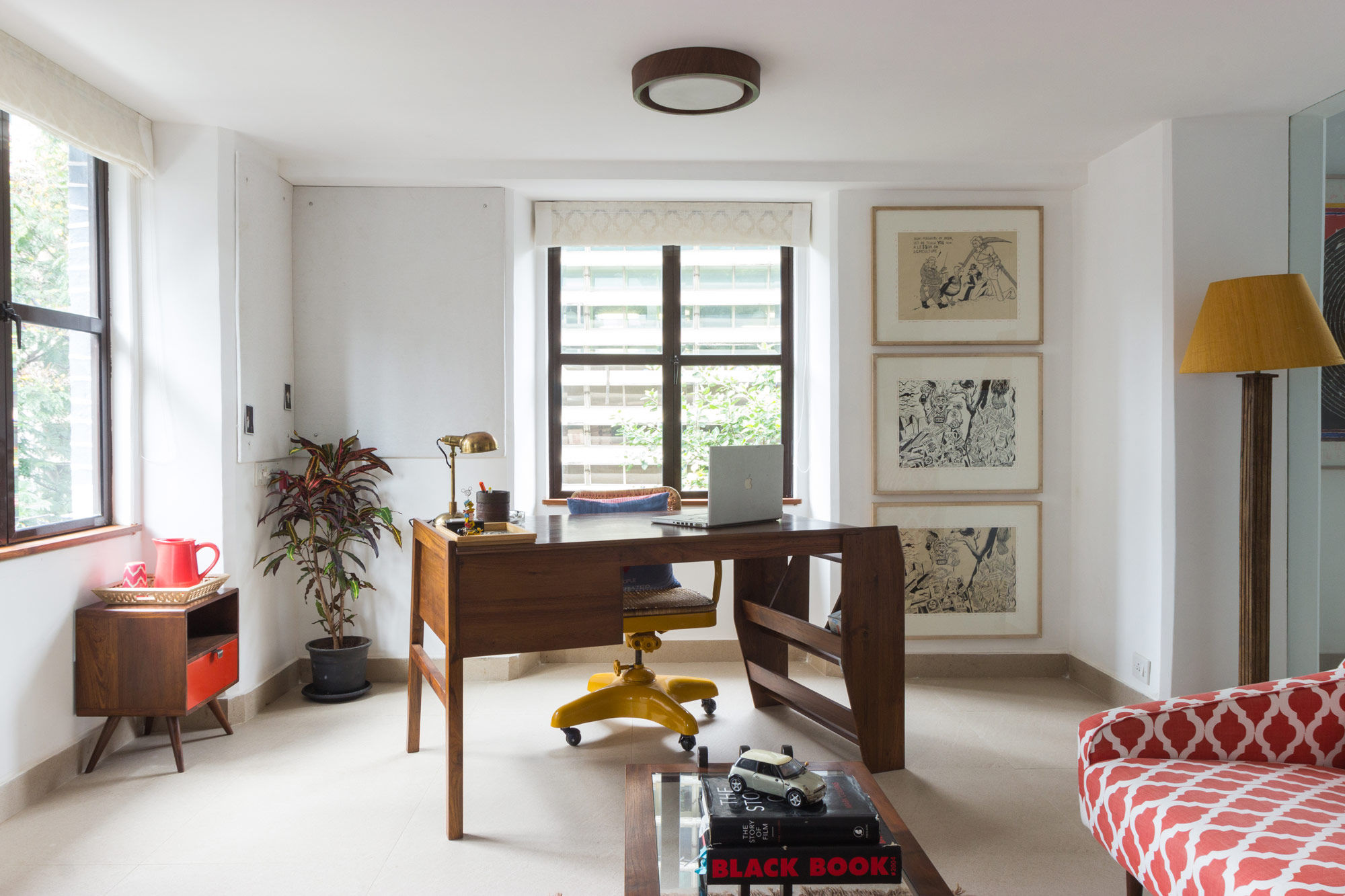 A view of the Producer’s work desk - Beautiful Homes