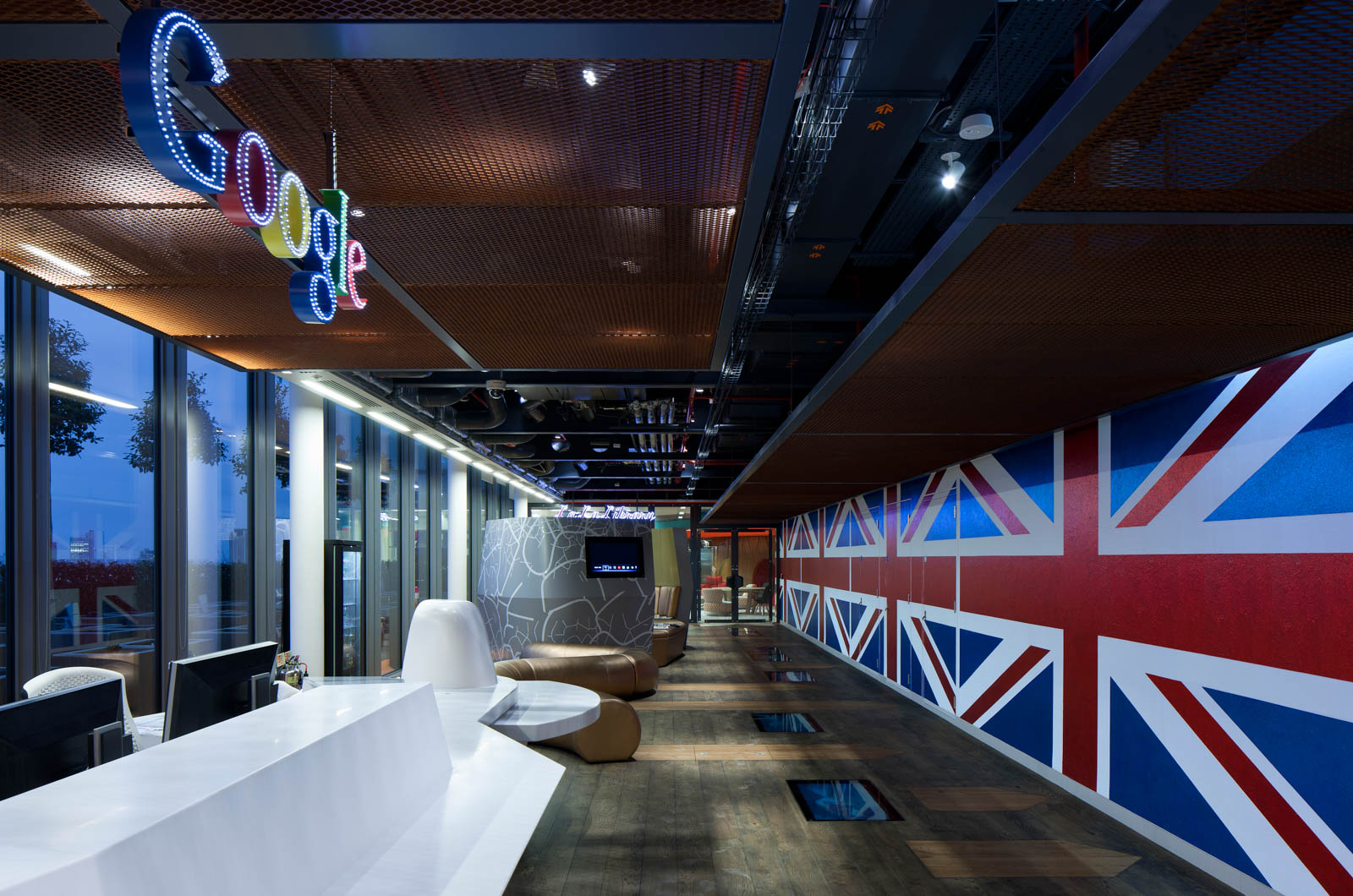The Interiors of Google's Office in London – Beautiful Homes