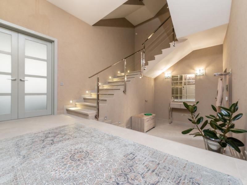 Beige staircase wall color with stair lights - Beautiful Homes