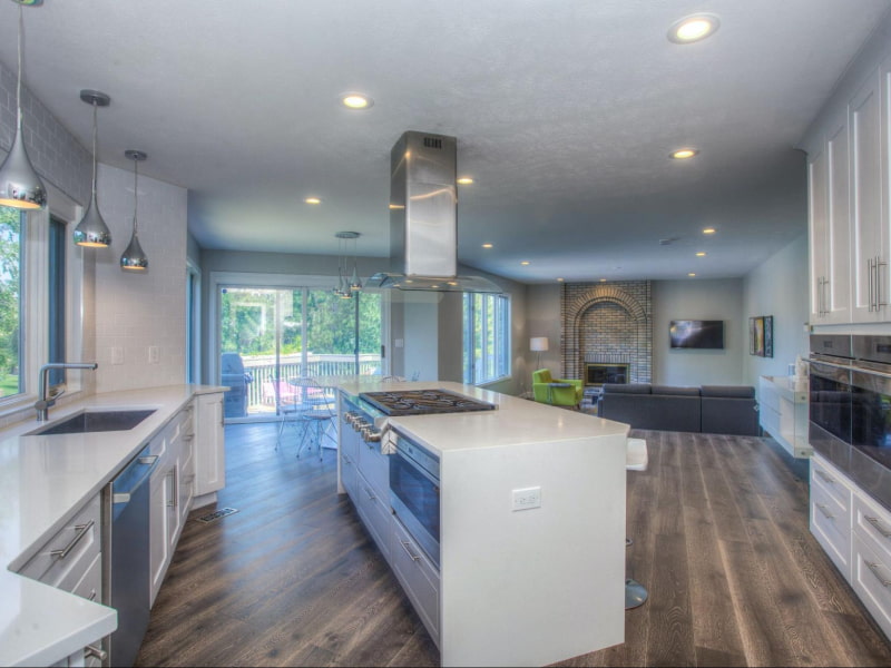 Modern linoleum flooring is an island kitchen design - Beautiful Homes