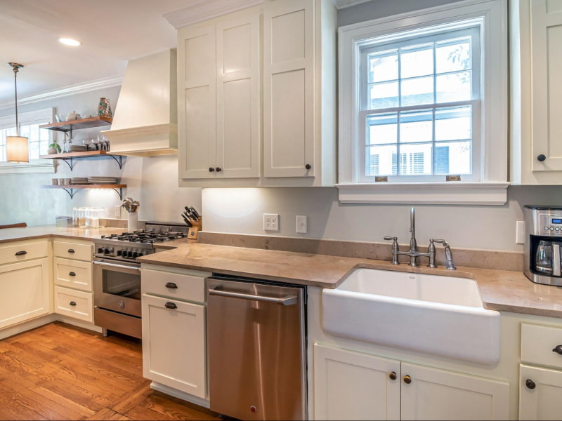 Double hung window ideas for your kitchen design - Beautiful Homes