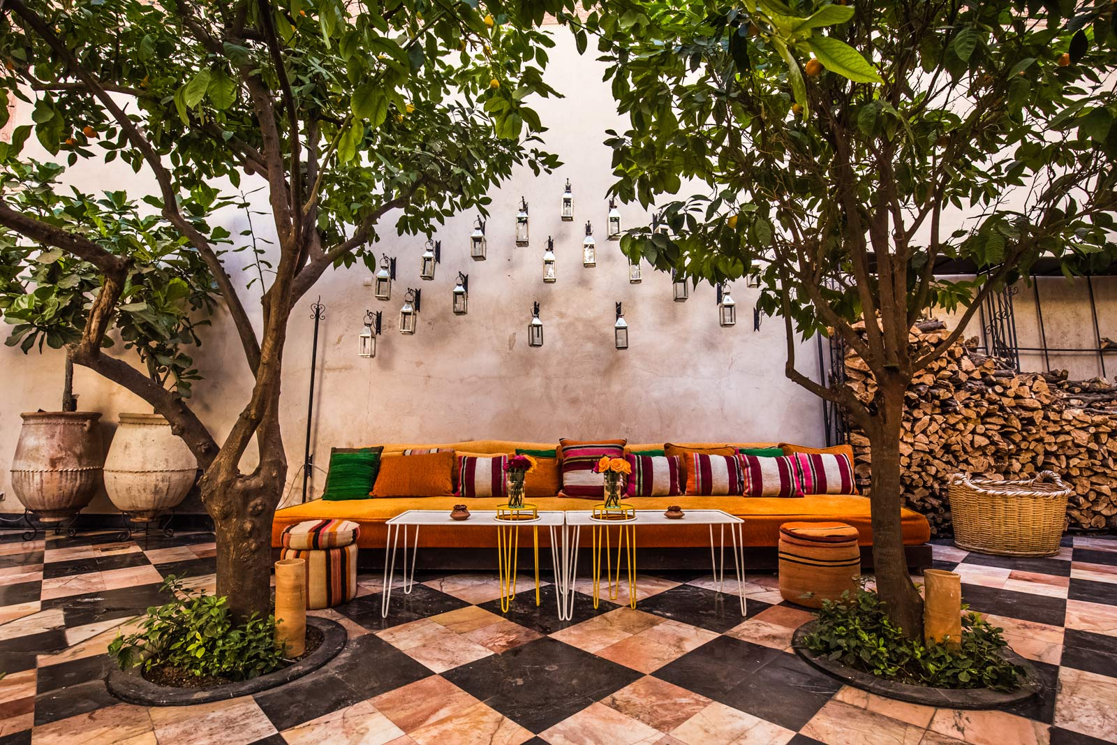 Orange Courtyard - Beautiful Homes