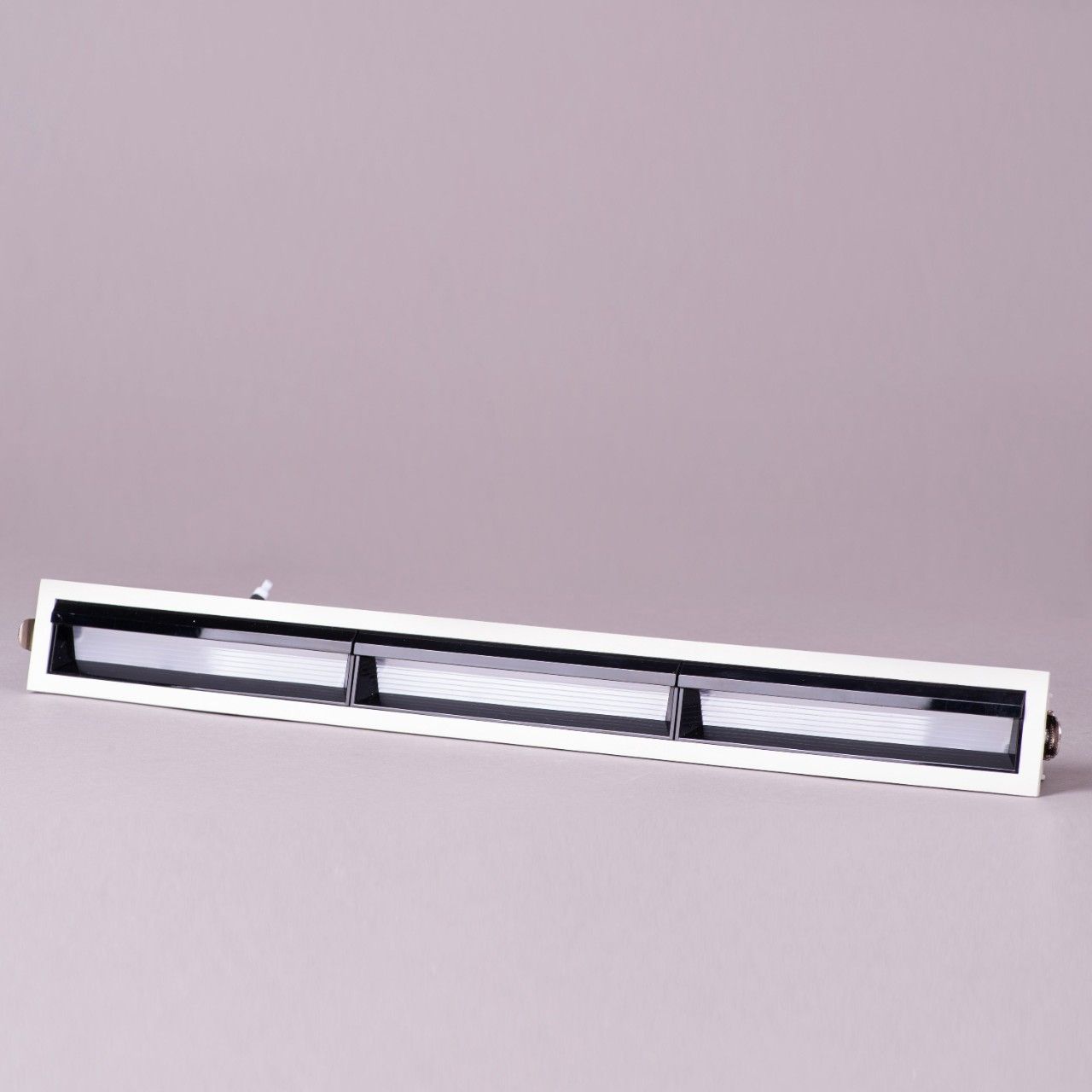 Pollux Wall Washer- 30W White/Black (3000K) Recessed LED Wall Washer (DL01-10535)