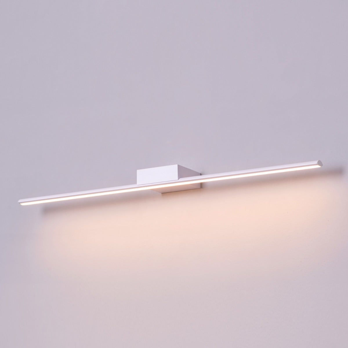 Streamline (Large, White, Built-In LED) Vanity Light