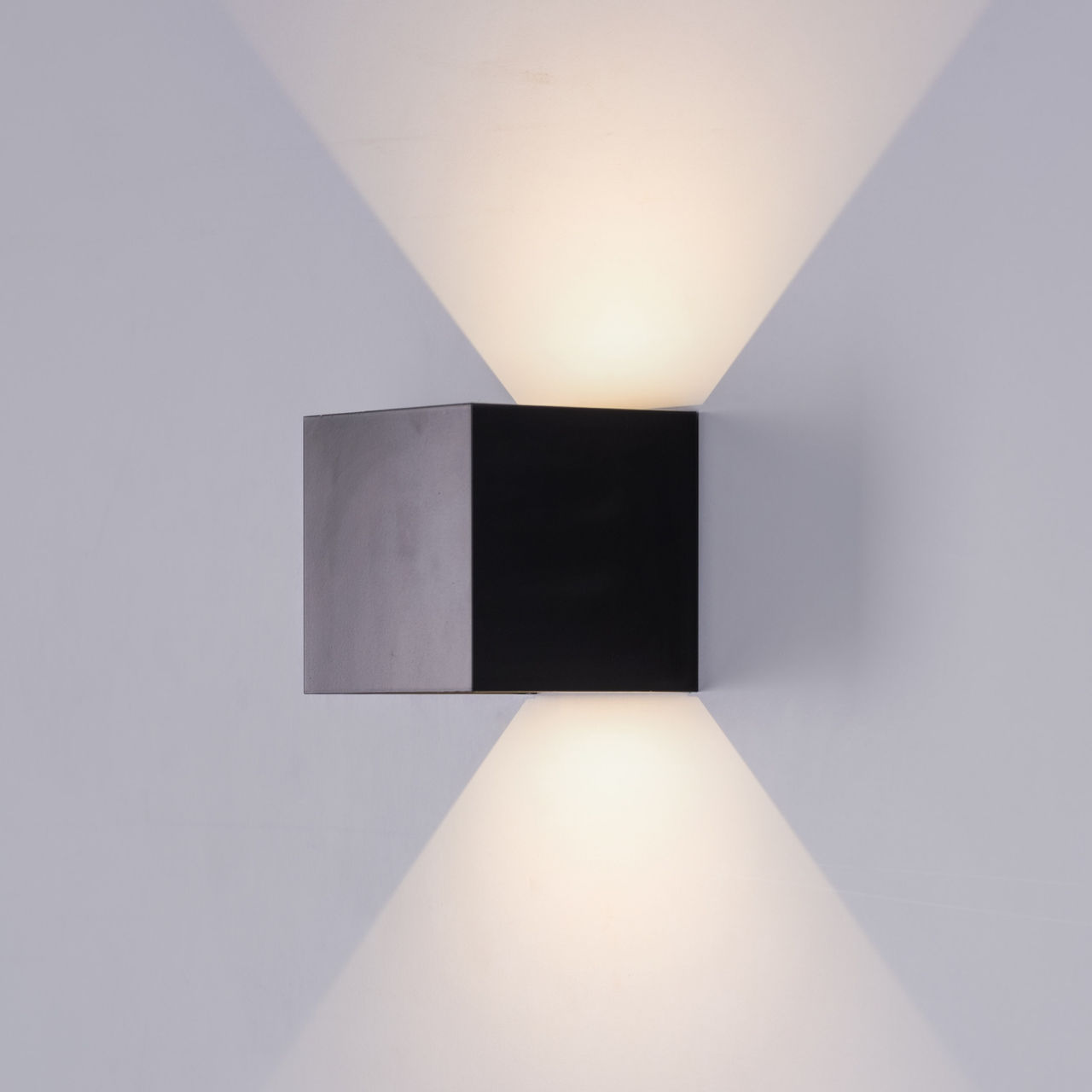 Nola (Built-In LED Wall Washer) Wall Light (IP65 Rated)