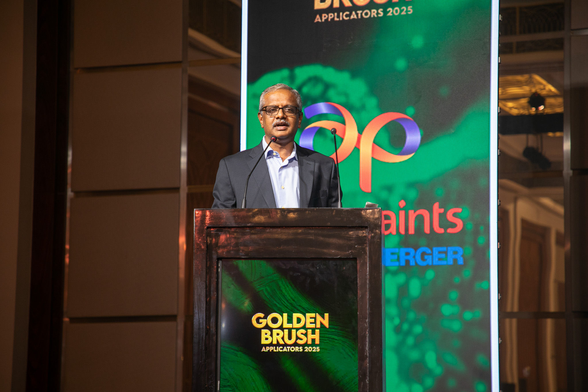 Celebrating Excellence at the Golden Brush Applicator Meet and award 2025 – Dubai.